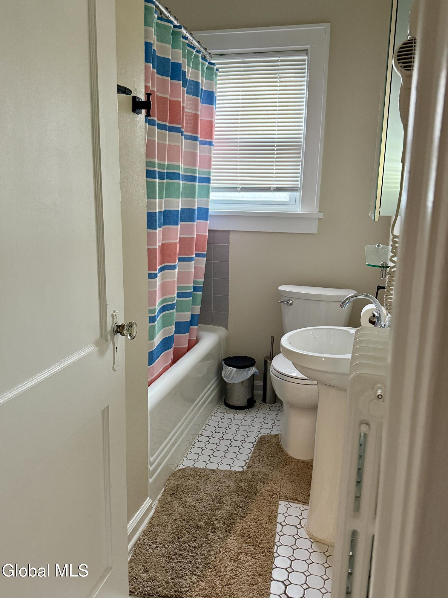 27 Pershing Avenue Rensselaer, NY 12144 - Photo 12 of 19 IMG_6371