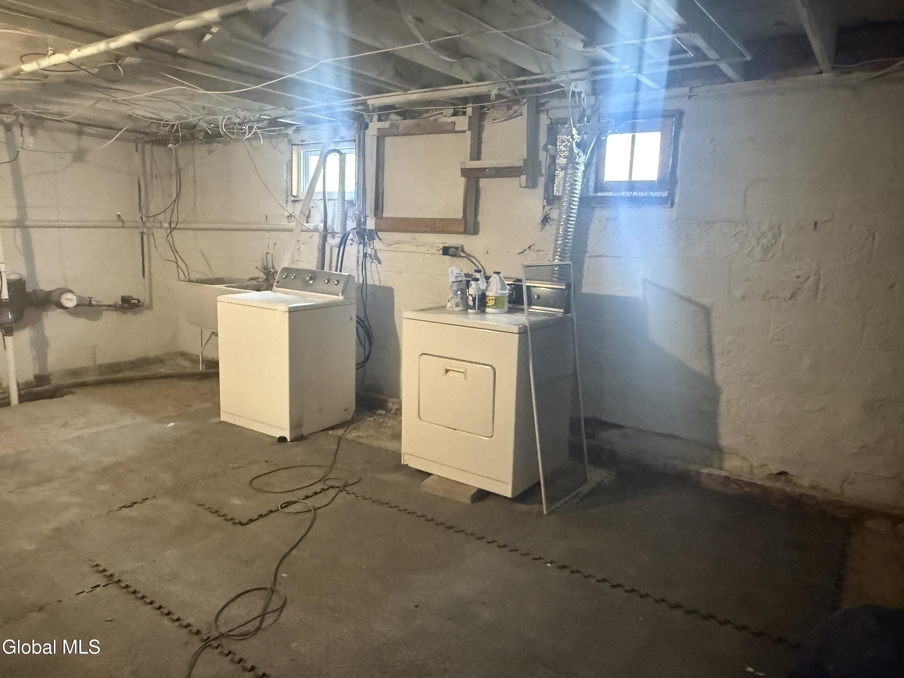 27 Pershing Avenue Rensselaer, NY 12144 - Photo 18 of 19 IMG_6900