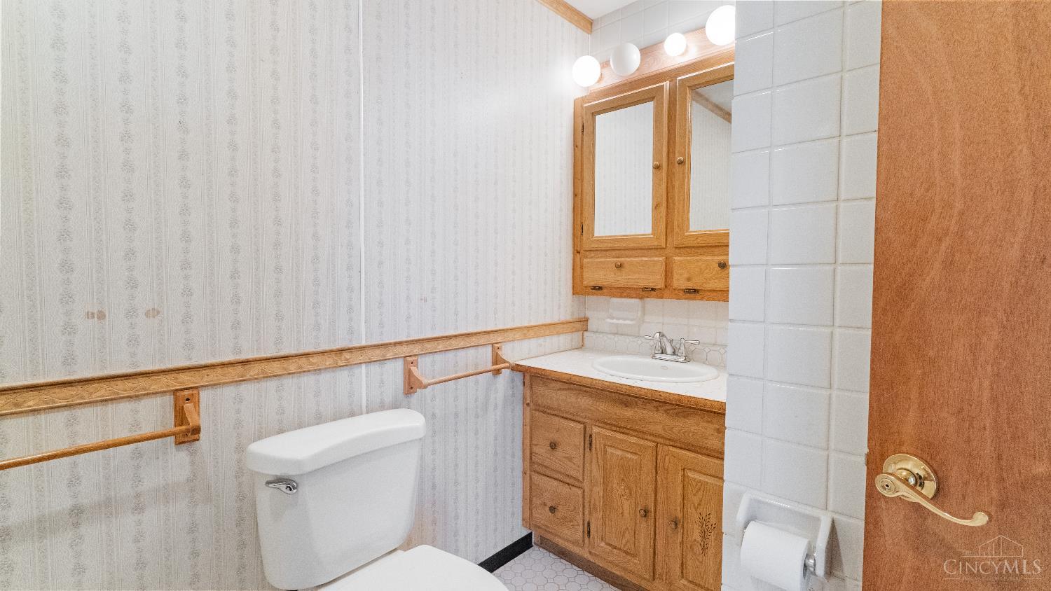 6933 Cozaddale Road Goshen, OH 45122 - Photo 26 of 38
