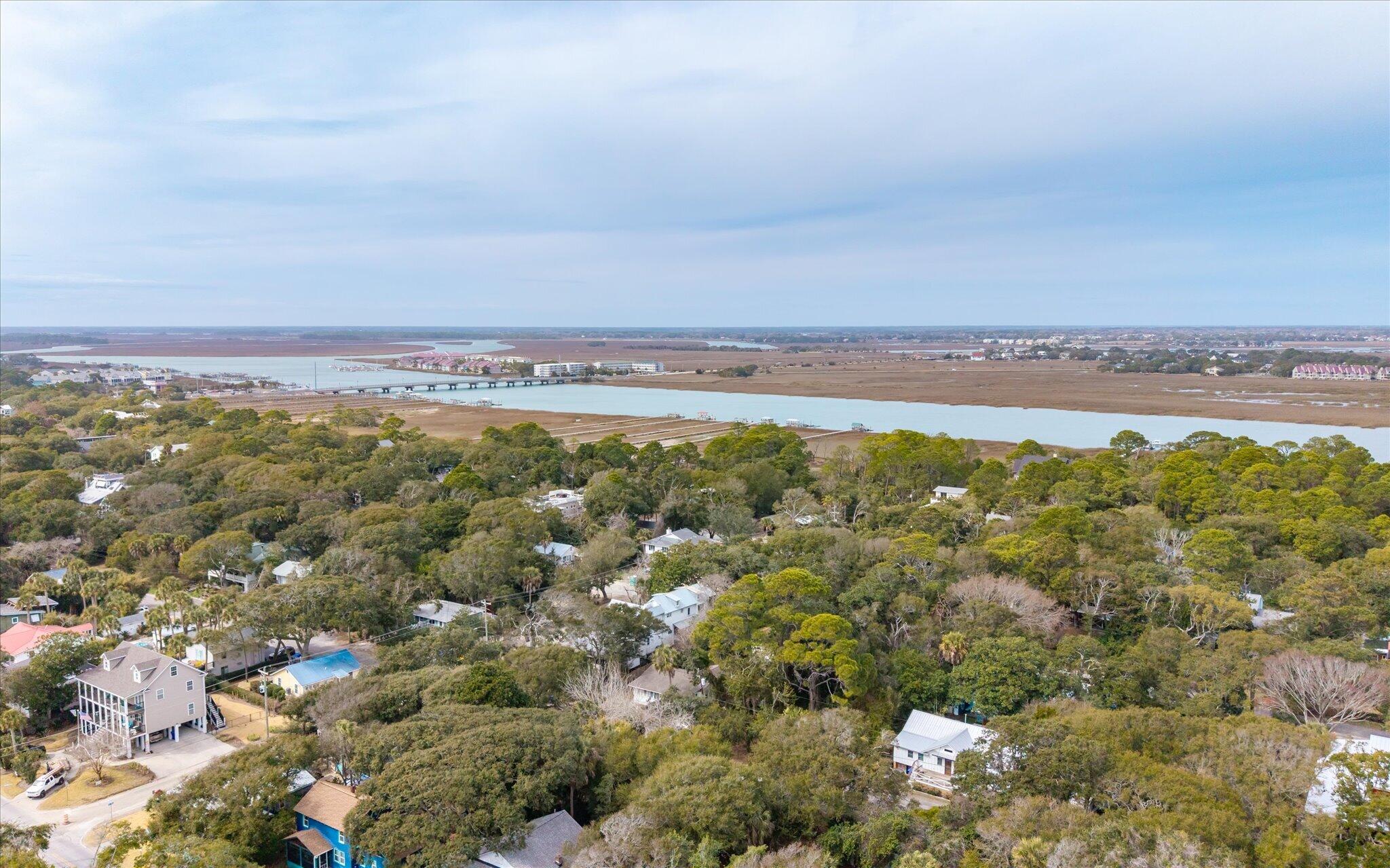 406 East Erie Avenue Folly Beach, SC 29439 - Photo 13 of 27 12-E Erie_d_Lowcountry_Exposure-22