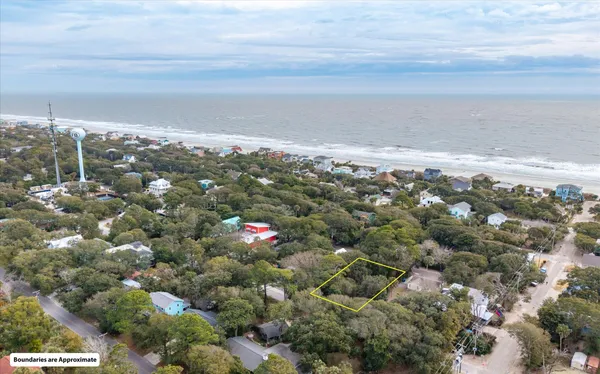 $750,000 | 406 East Erie Avenue, Folly Beach, SC 29439