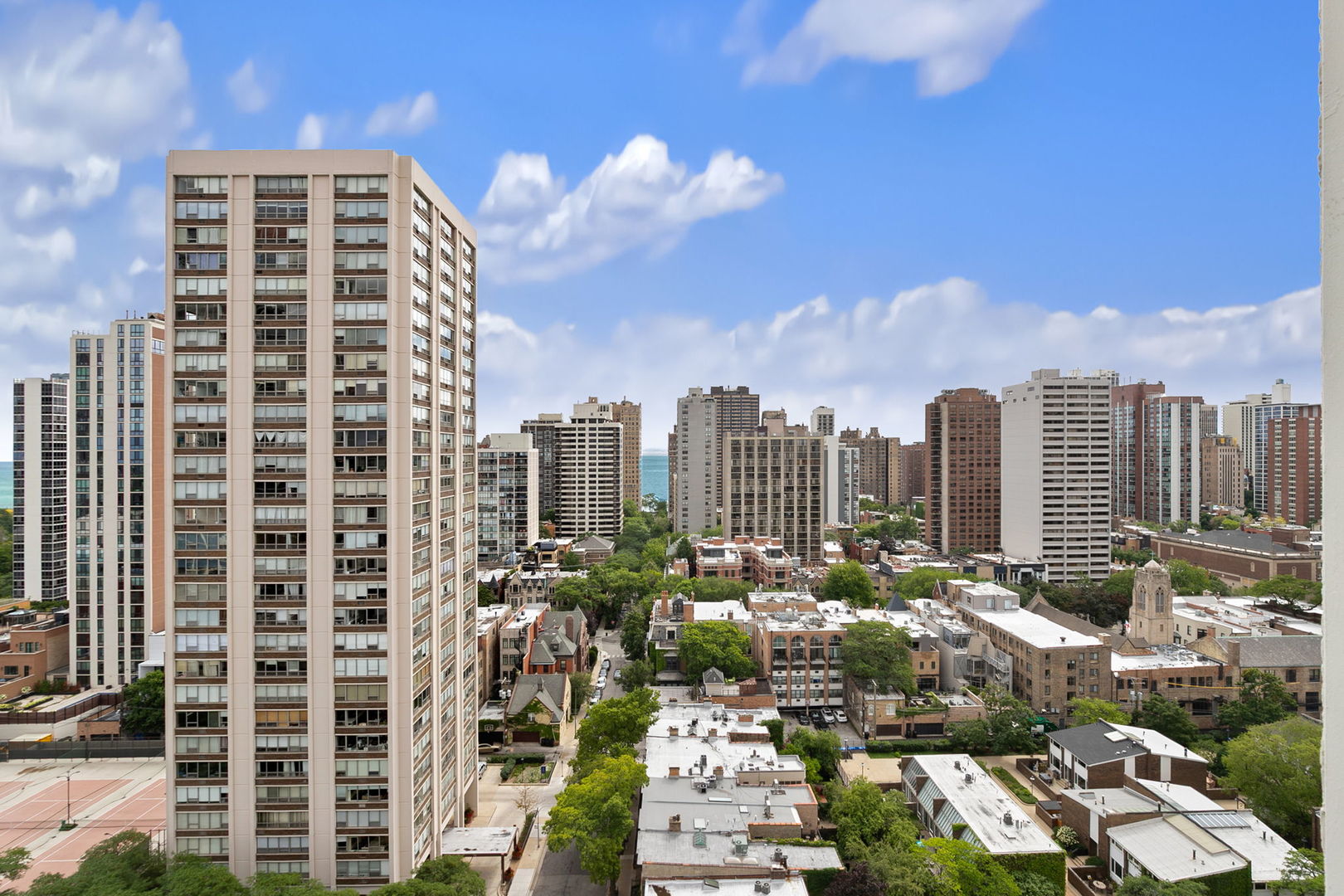1460 North Sandburg Terrace, Unit 2001A Chicago, IL 60610 - Photo 16 of 39 a city view with tall buildings