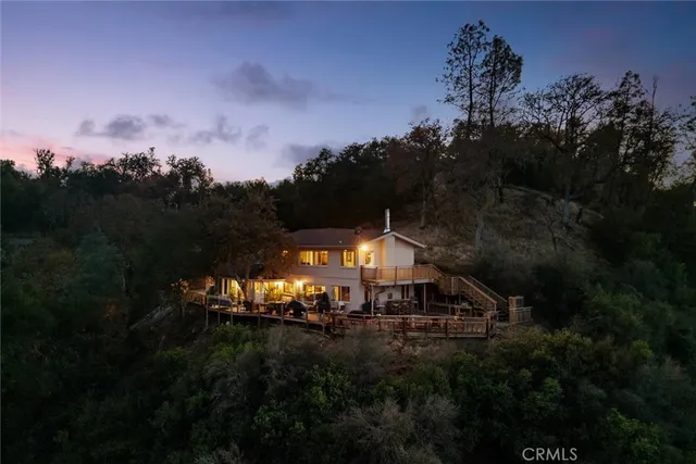 $839,000 | 5503 Whispering Pines Lane, Paso Robles, CA 93446