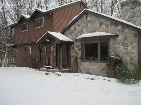 9293 Hubbard Road Davison, MI 48423 - Photo 1 of 21 20388733.JPG