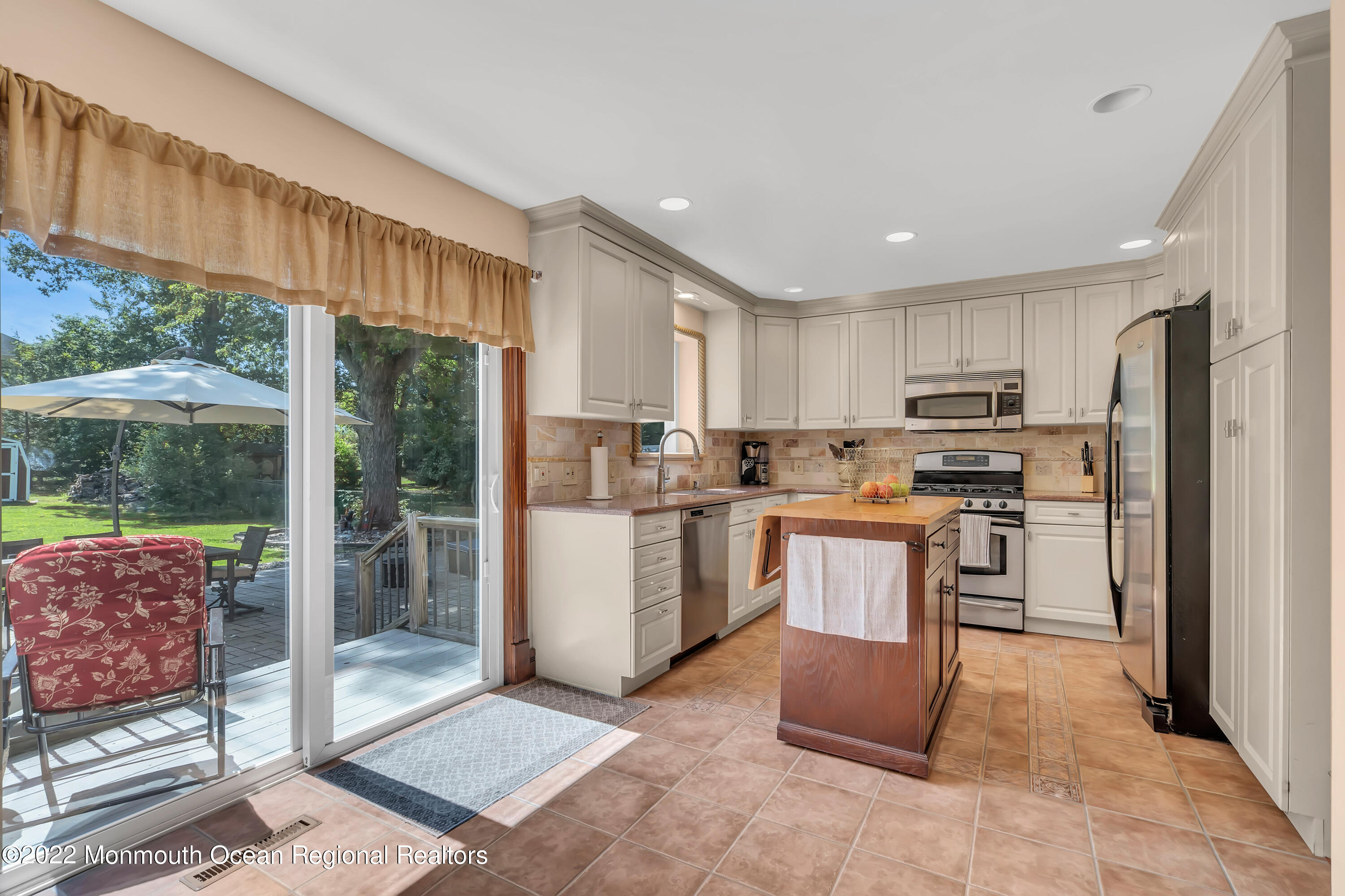 43 Millay Road Morganville, NJ 07751 - Photo 13 of 44 017__dsc1599