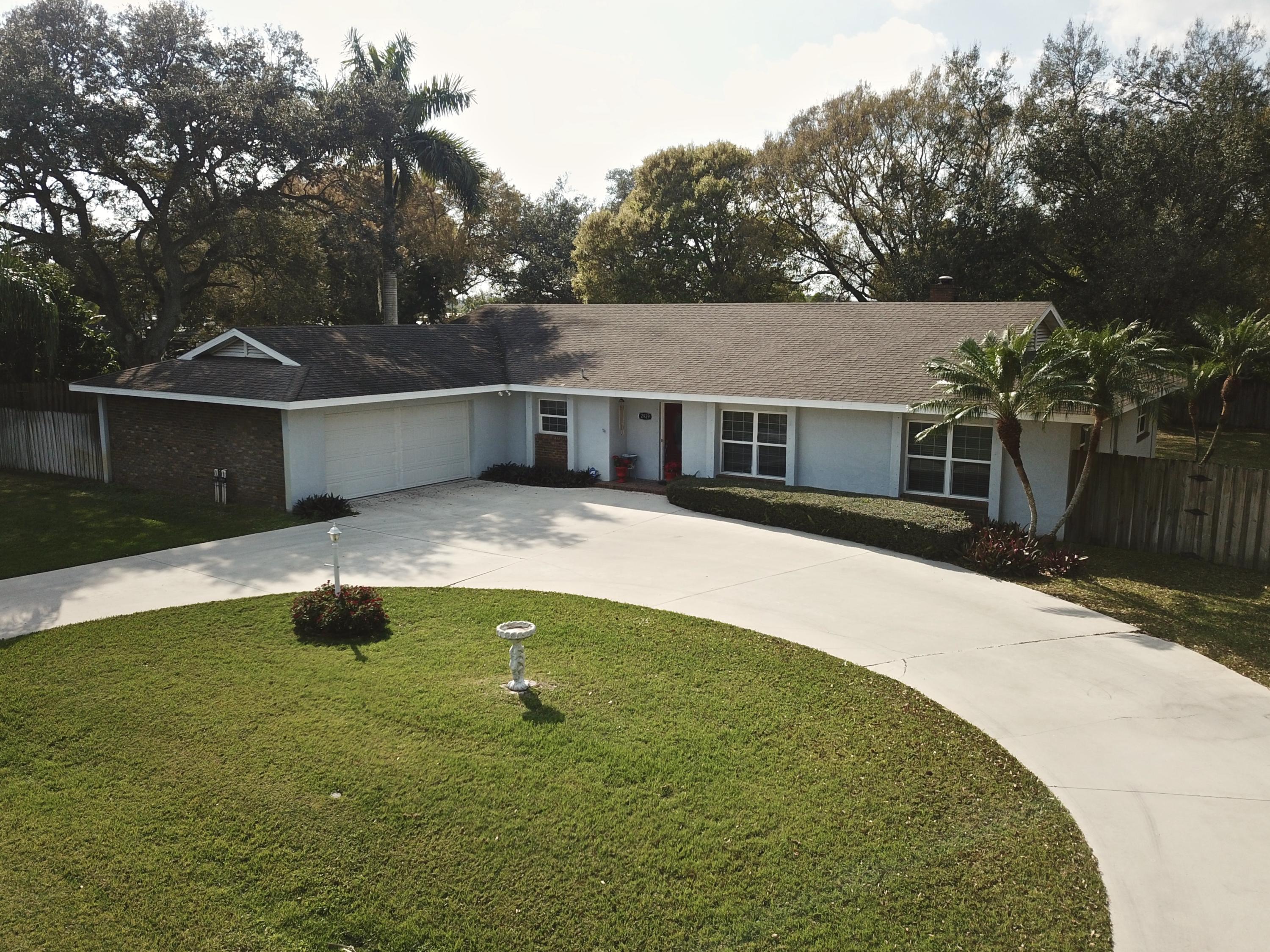 2929 Nicholas Road Fort Pierce, FL 34982 - Photo 1 of 21 Exterior