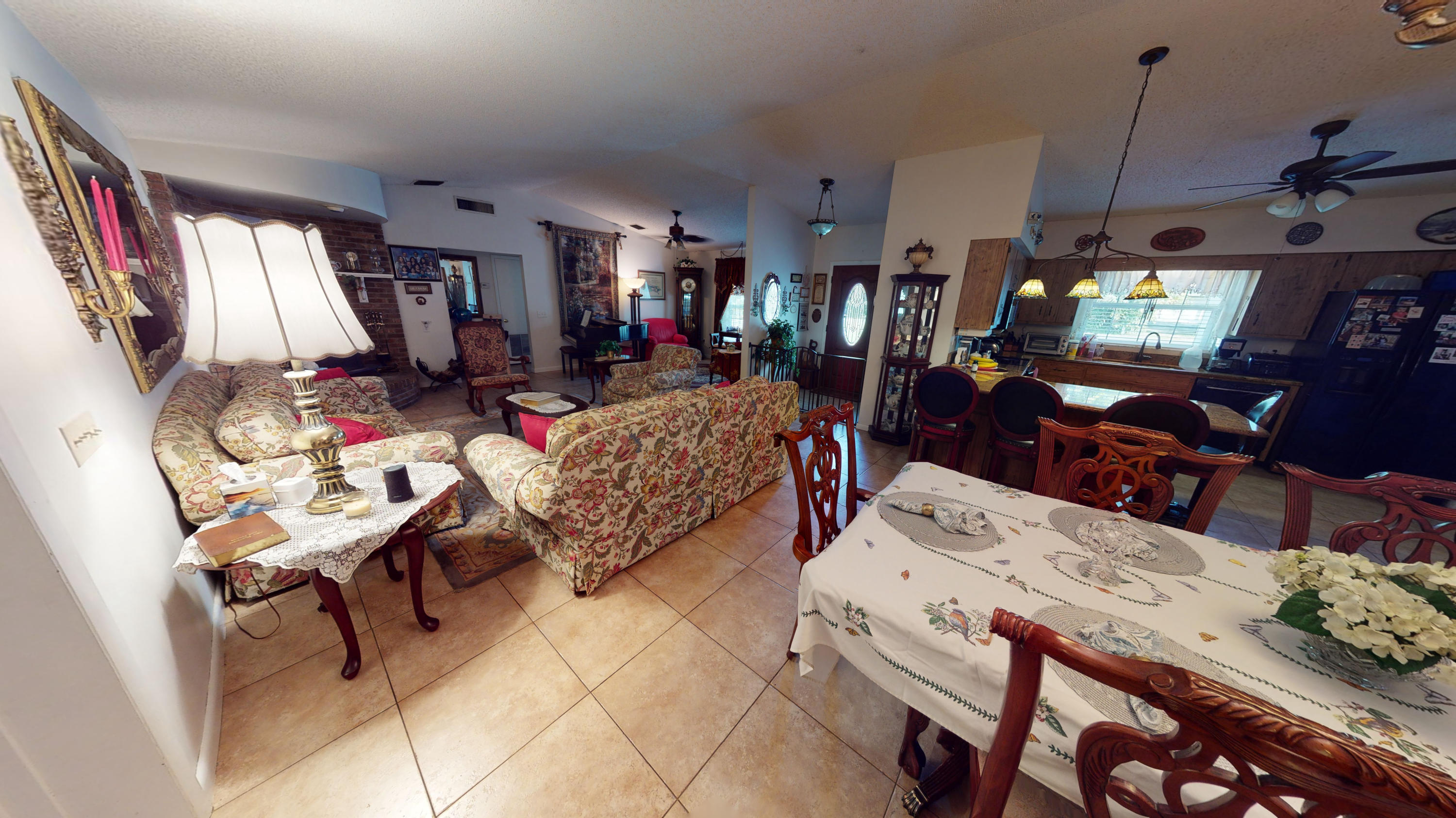 2929 Nicholas Road Fort Pierce, FL 34982 - Photo 7 of 21 Living/Dining Area