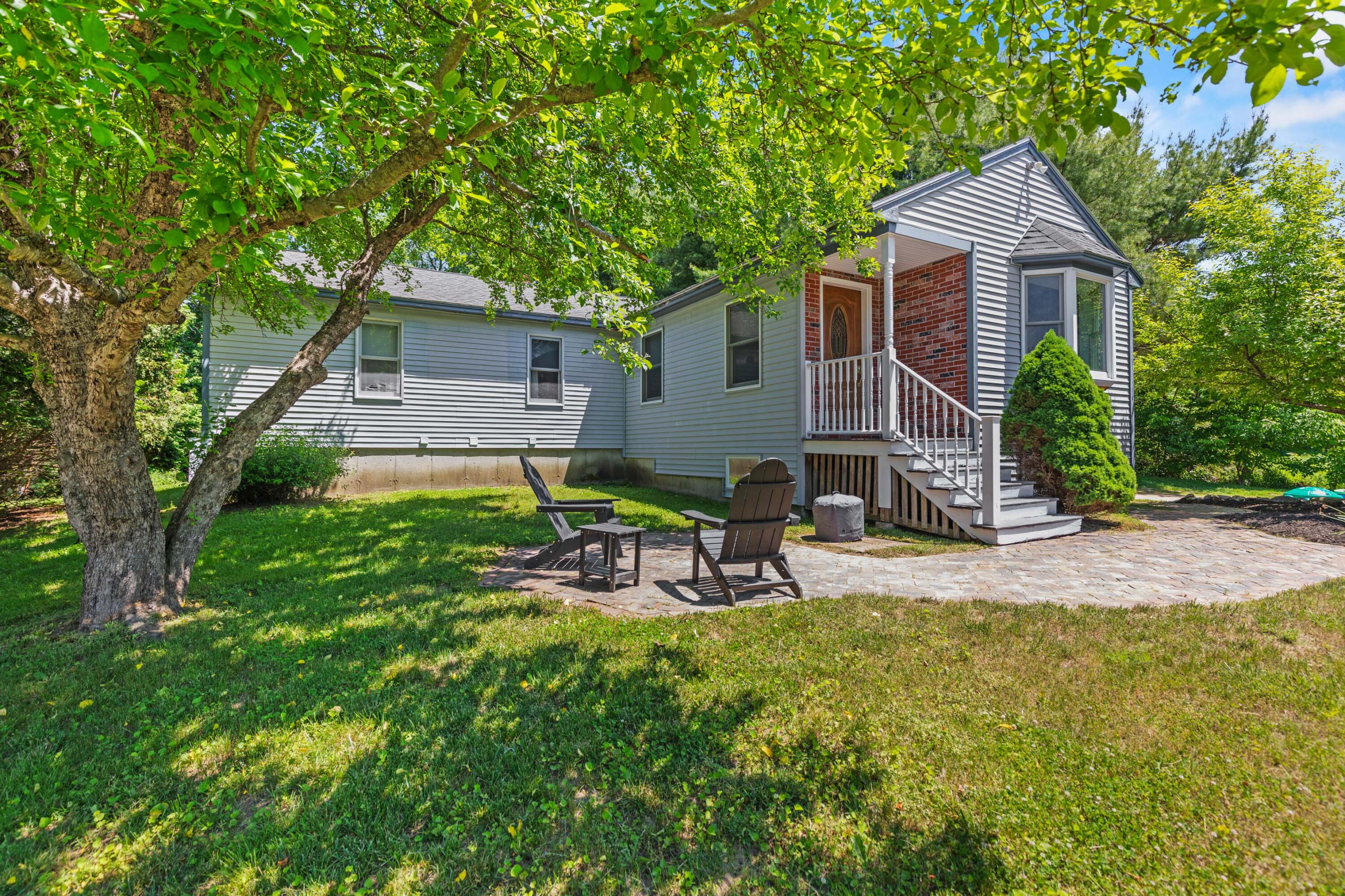 13 Christopher Road Gorham, ME 04038 - Photo 2 of 34 13ChristopherGorham_027