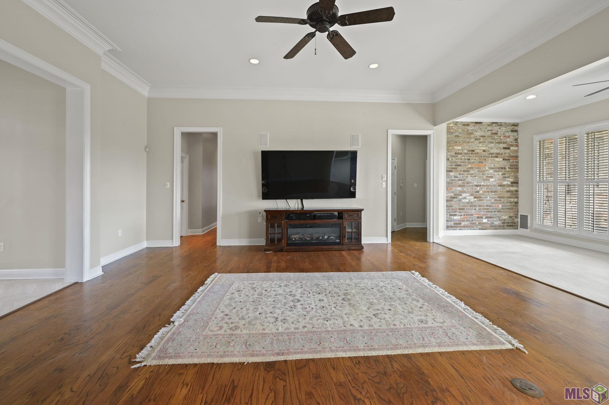 18030 Cascades Avenue Baton Rouge, LA 70810 - Photo 3 of 15