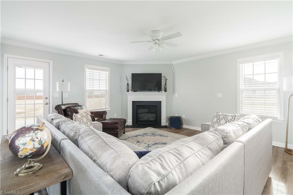 401 Altavista Drive Clemmons, NC 27012 - Photo 14 of 39