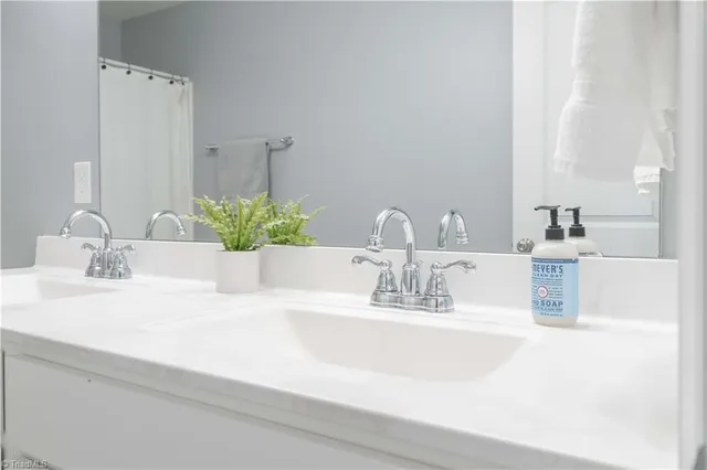 $360,000 | 401 Altavista Drive, Clemmons, NC 27012