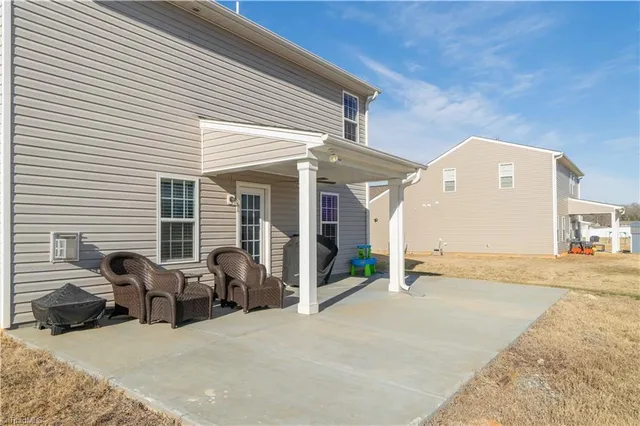 $360,000 | 401 Altavista Drive, Clemmons, NC 27012