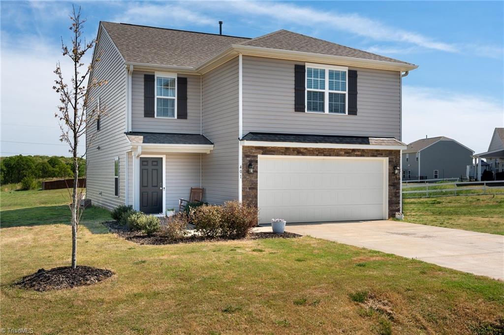 401 Altavista Drive Clemmons, NC 27012 - Photo 4 of 39