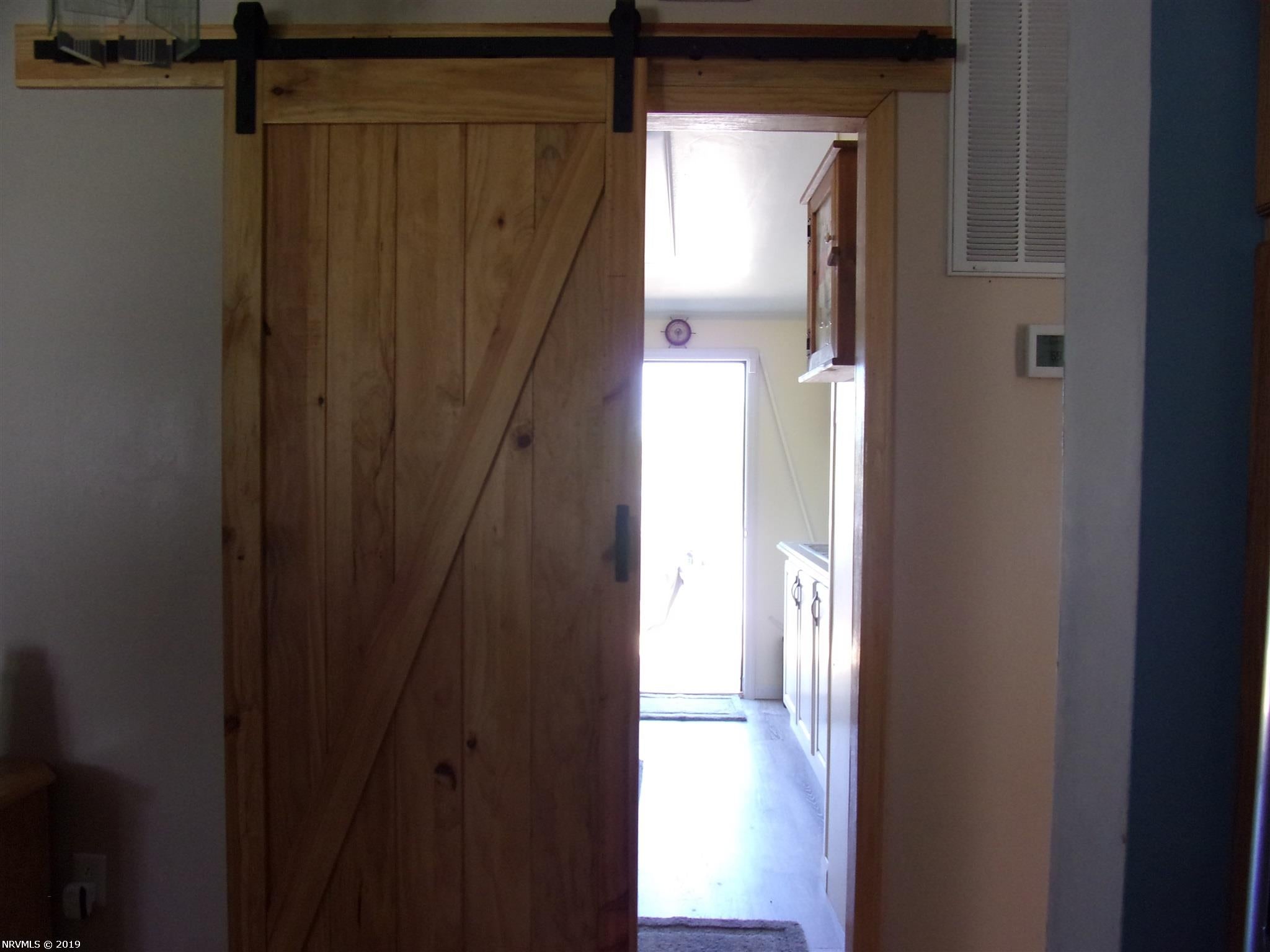 312 Emerald Point Penhook, VA 24137 - Photo 24 of 30 Gallery Image 24