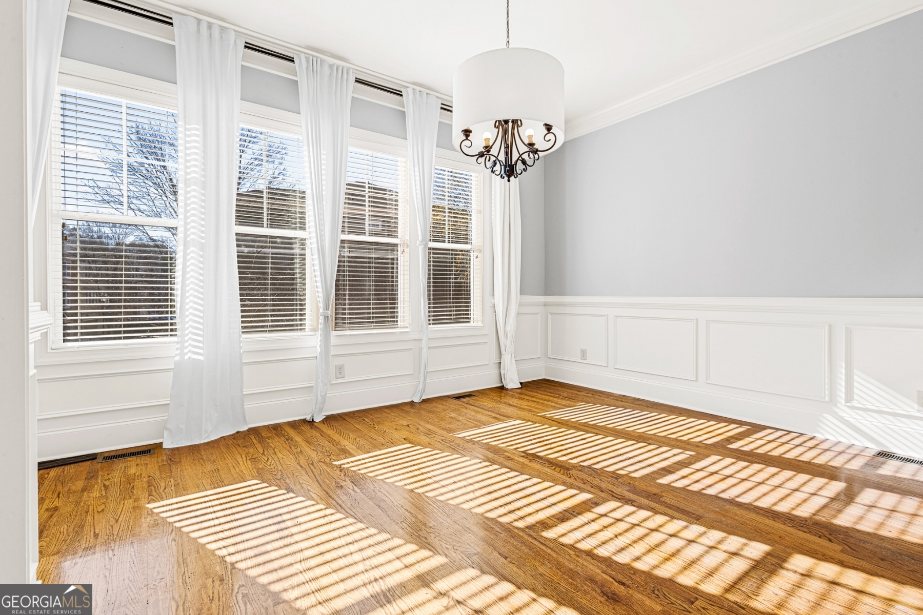 3124 Turman Circle Decatur, GA 30033 - Photo 6 of 23