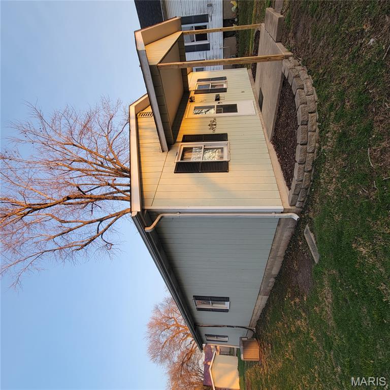 904 Springfield Road Owensville, MO 65066 - Photo 2 of 15