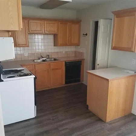 $2,395 | 4025 Sera Drive, Abilene, TX 79606