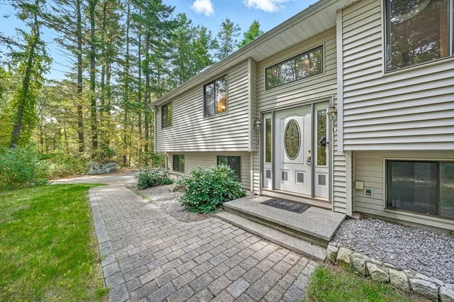 $768,000 | 38 West Elm Street, Hopkinton, MA 01748