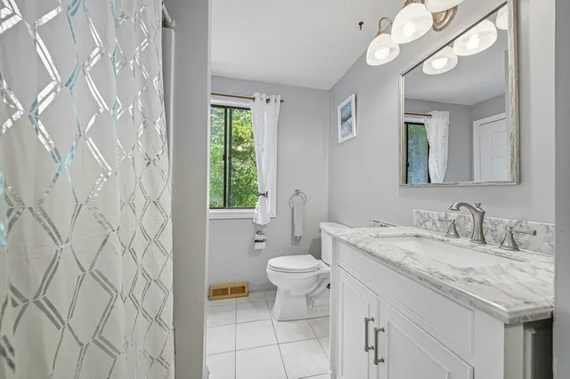 $768,000 | 38 West Elm Street, Hopkinton, MA 01748