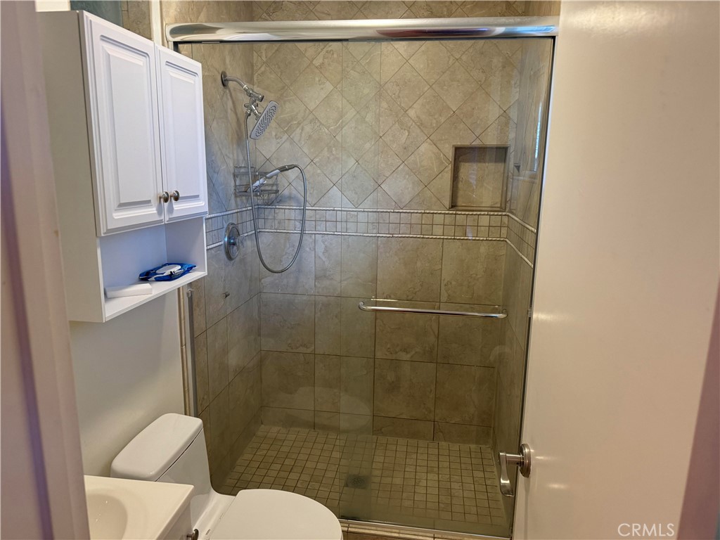 27824 Ferguson Drive Castaic, CA 91384 - Photo 11 of 15