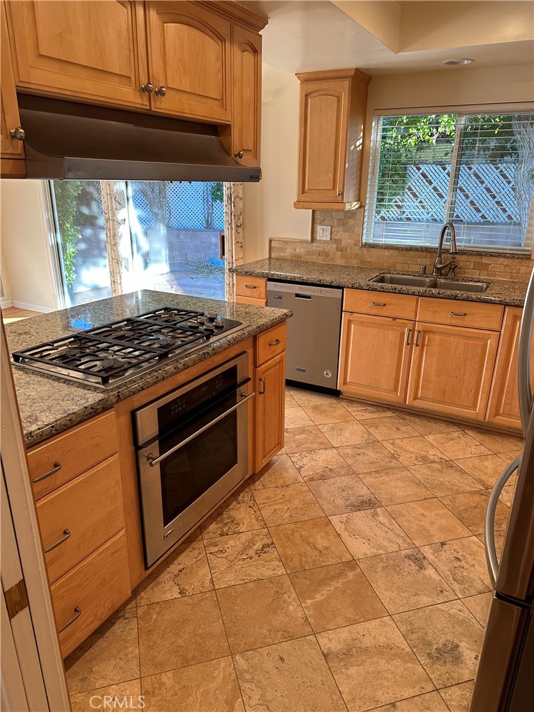 27824 Ferguson Drive Castaic, CA 91384 - Photo 2 of 15