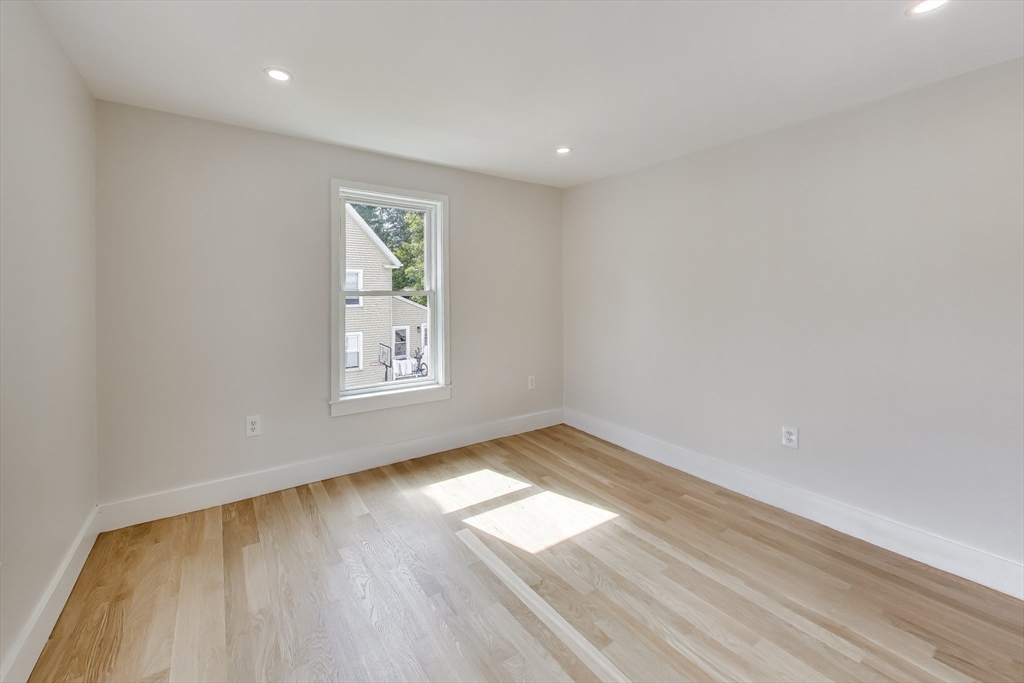 52 Middlesex Street, Unit 52 Winchester, MA 01890 - Photo 27 of 41