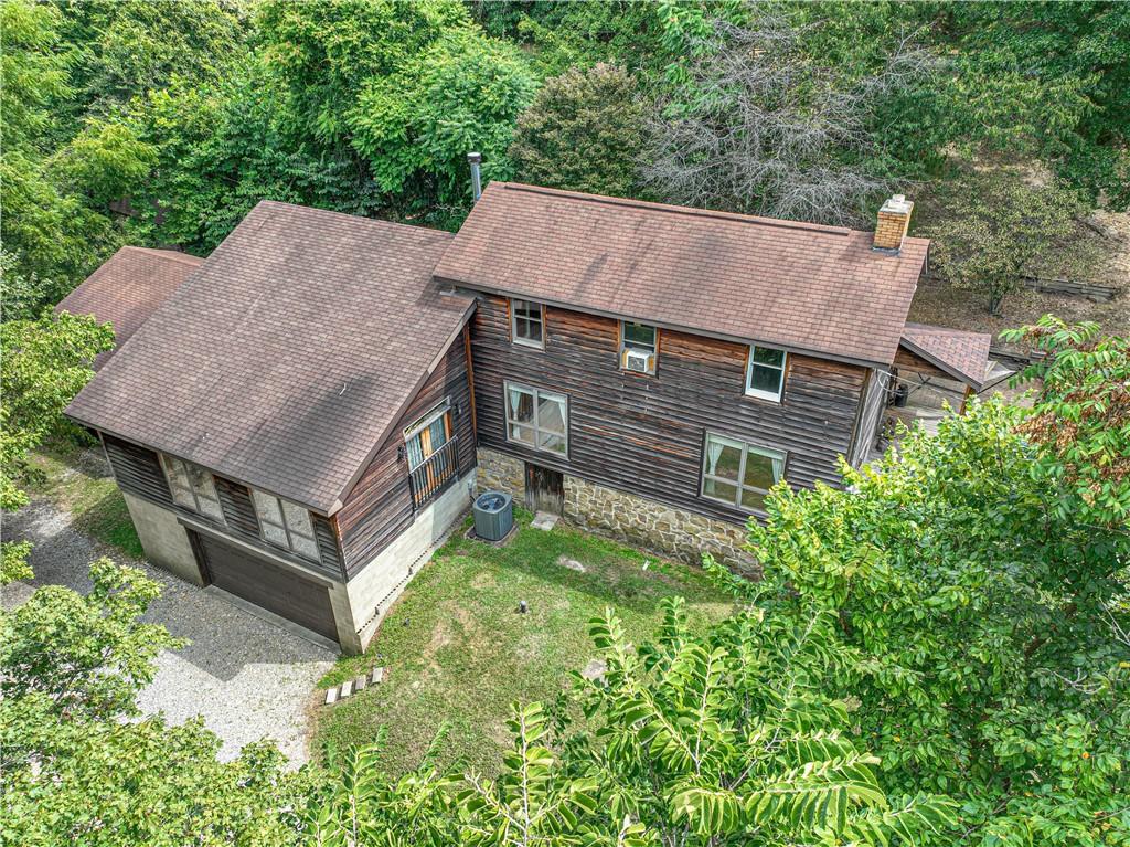 130 Alpine Smock, PA 15480 - Photo 38 of 41 an aerial view of a house having yard