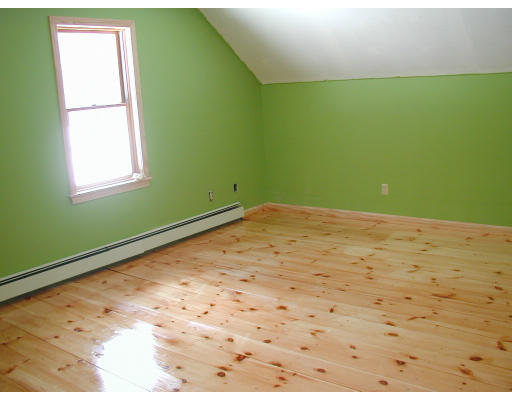 437 Tully Road Orange, MA 01364 - Photo 10 of 13 Gallery Image 10