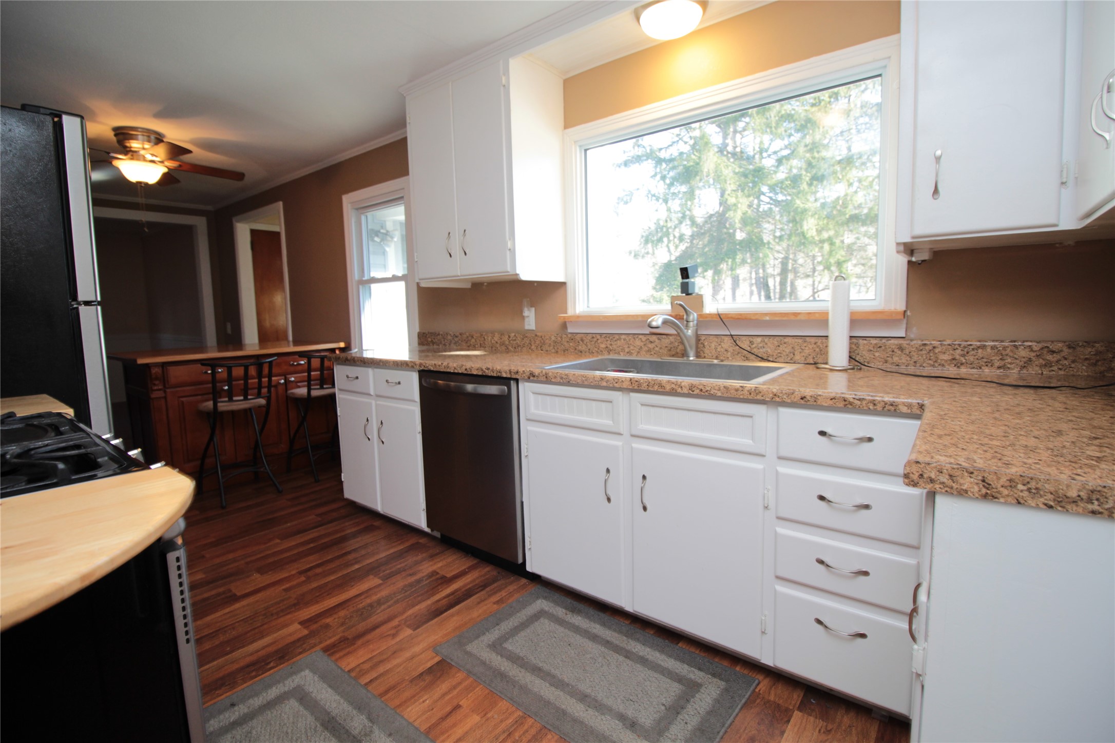 22 Rochelle Road Binghamton, NY 13901 - Photo 8 of 46 Gallery Image 8