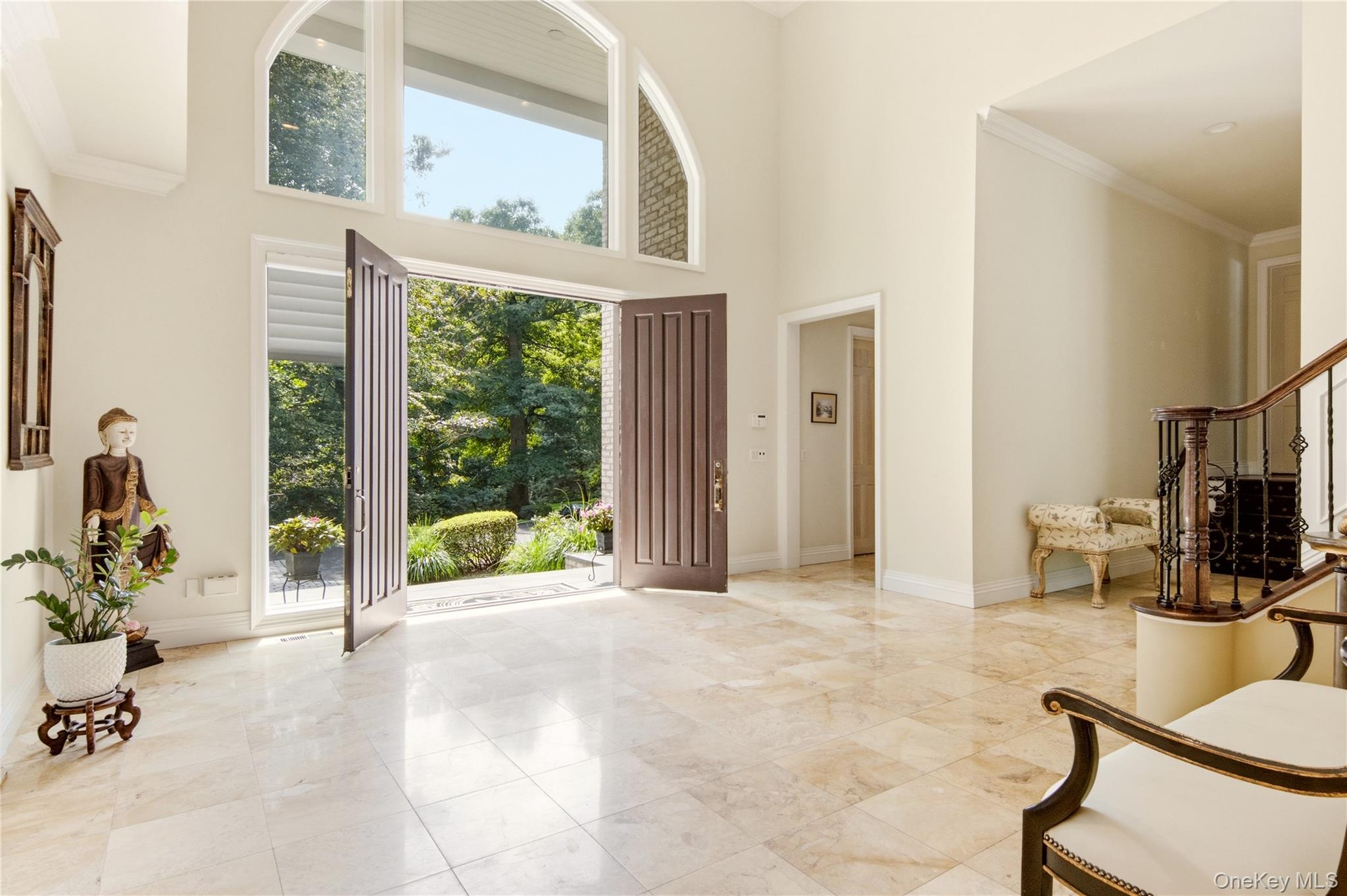 3 White Birch Road Syosset, NY 11791 - Photo 3 of 33 Gallery Image 3