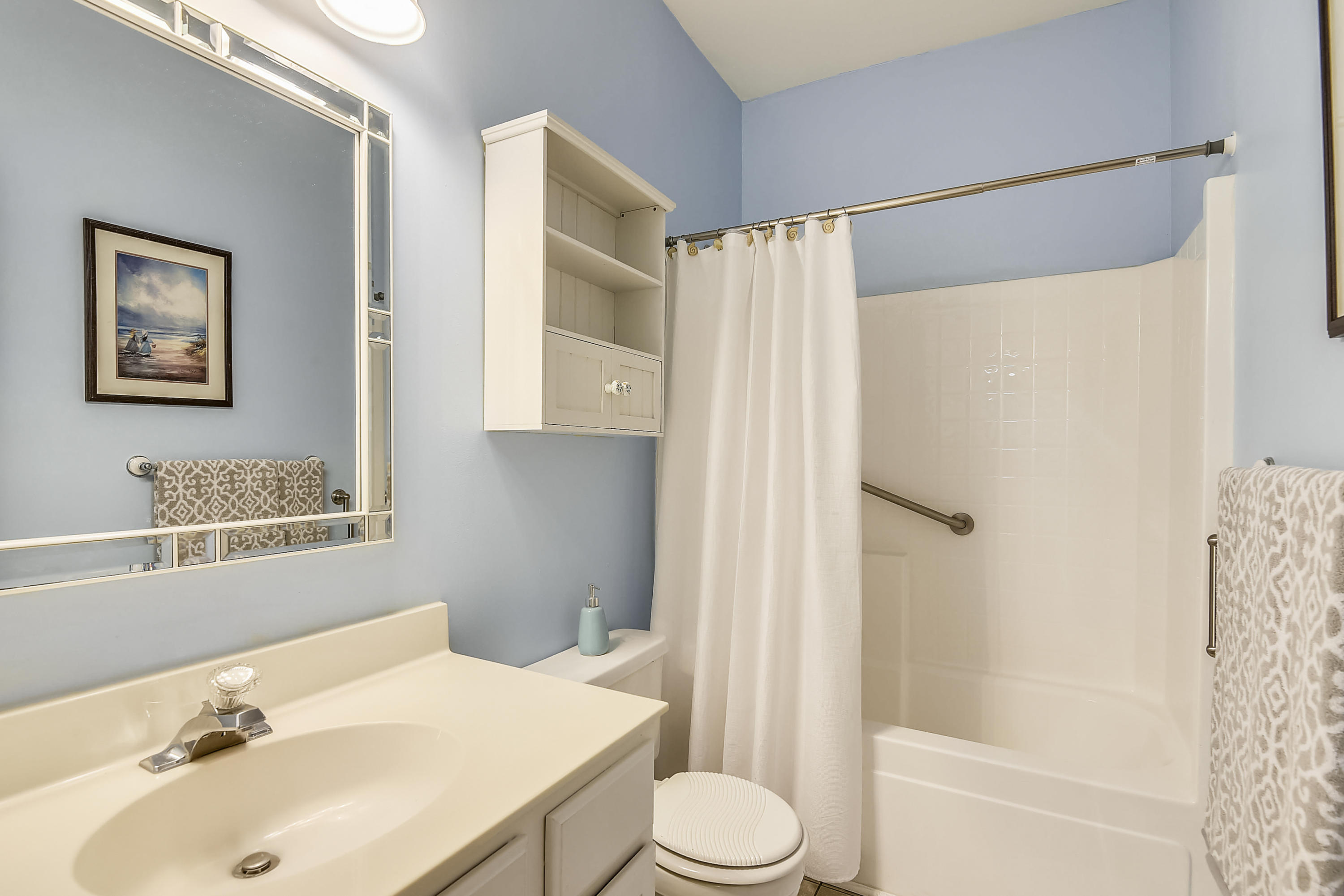 554 Pointe Of Oaks Road Summerville, SC 29485 - Photo 22 of 44 Hall Bath