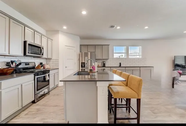 $2,600 | 14339 Sweet Mdw Trail, Conroe, TX 77384