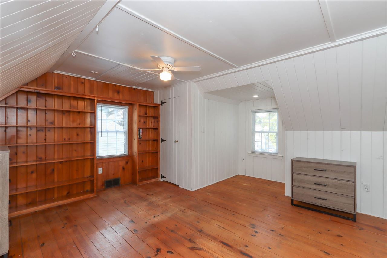 108 Middle Road Muscatine, IA 52761 - Photo 29 of 42 Gallery Image 29
