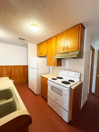 $1,250 | 132 Lake Breeze Drive, Buchanan Dam, TX 78609