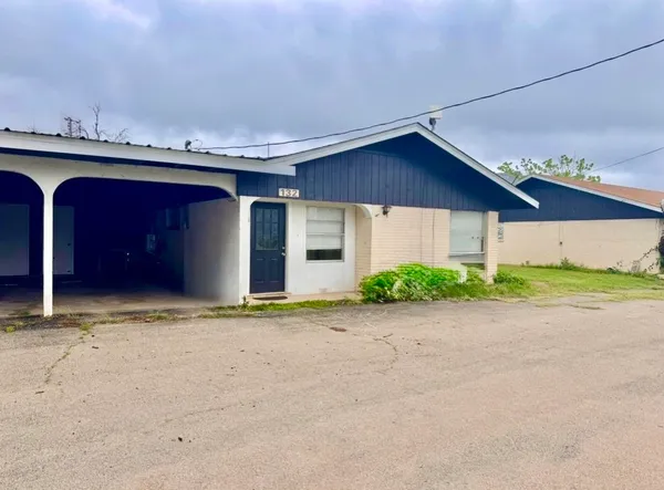 $1,250 | 132 Lake Breeze Drive, Buchanan Dam, TX 78609