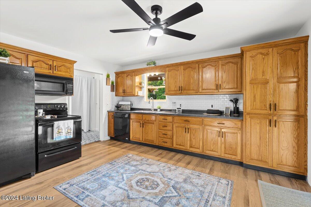 980 Oklahoma Road Bee Spring, KY 42207 - Photo 10 of 39 13-980 Oklahoma Rd-13