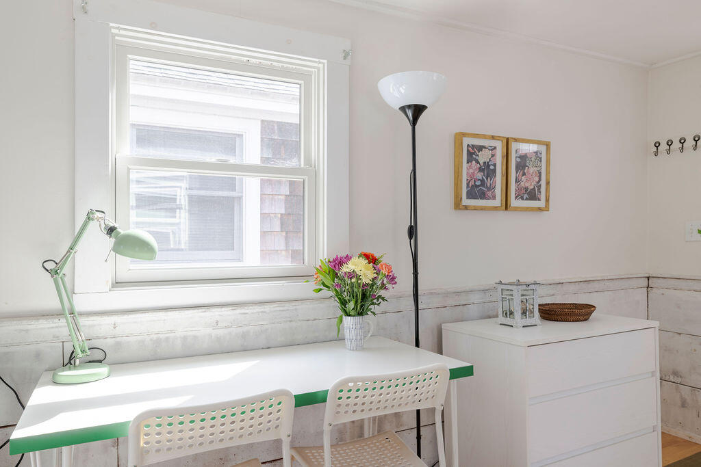 17 Shore Road, Unit 6 Truro, MA 02666 - Photo 7 of 14 17_shore_RD-3