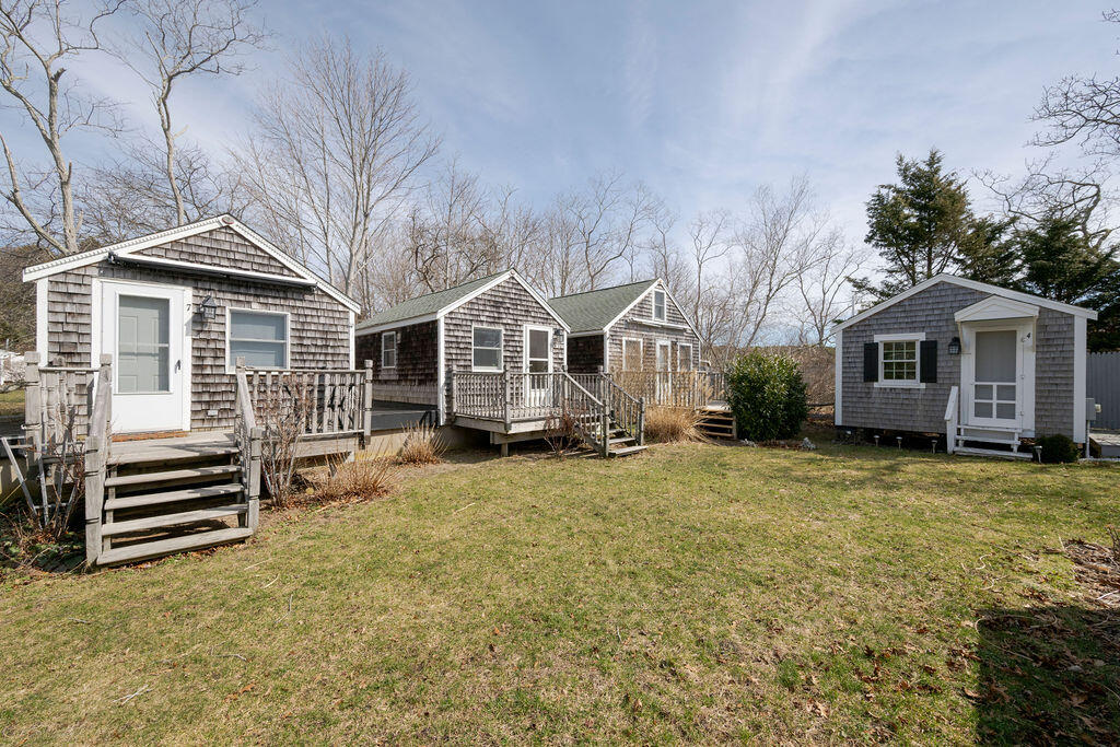 17 Shore Road, Unit 6 Truro, MA 02666 - Photo 10 of 14 17_shore_RD-14