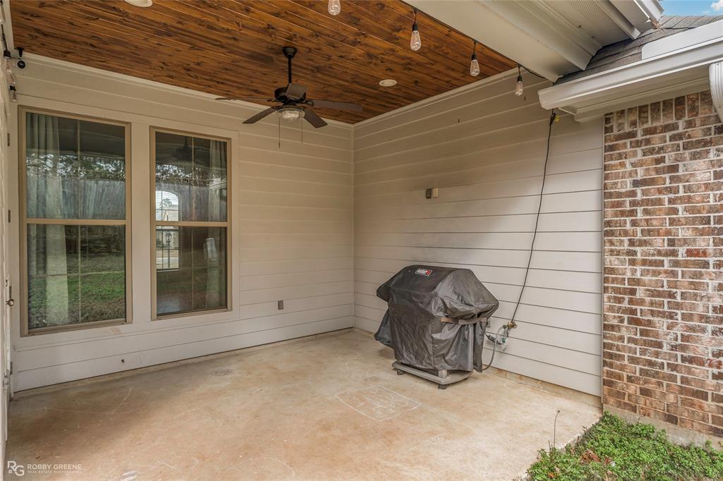 352 Wood Springs Haughton, LA 71037 - Photo 7 of 34 a view of entryway door