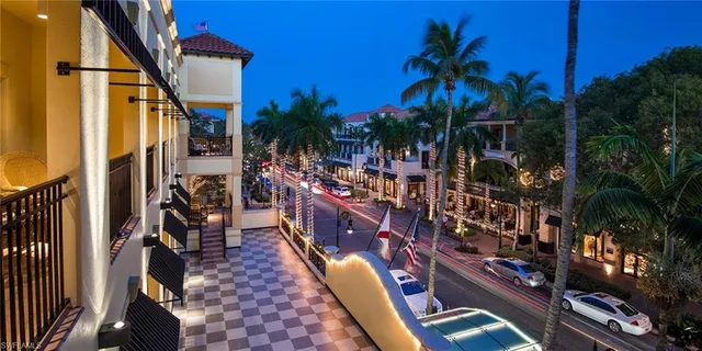 $5,000 | 950 7th Avenue South, Unit 23, Naples, FL 34102