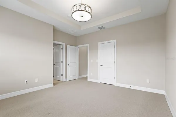 $3,300 | 5707 Village Center Drive, Lithia, FL 33547