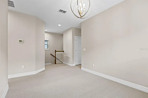 $3,300 | 5707 Village Center Drive, Lithia, FL 33547