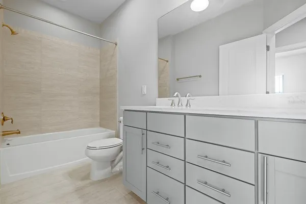 $3,300 | 5707 Village Center Drive, Lithia, FL 33547