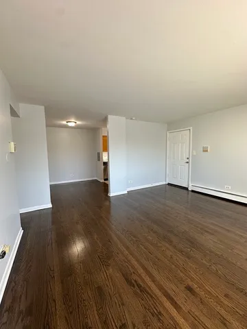 $1,850 | 1928 Jackson Avenue, Unit 2C, Evanston, IL 60201