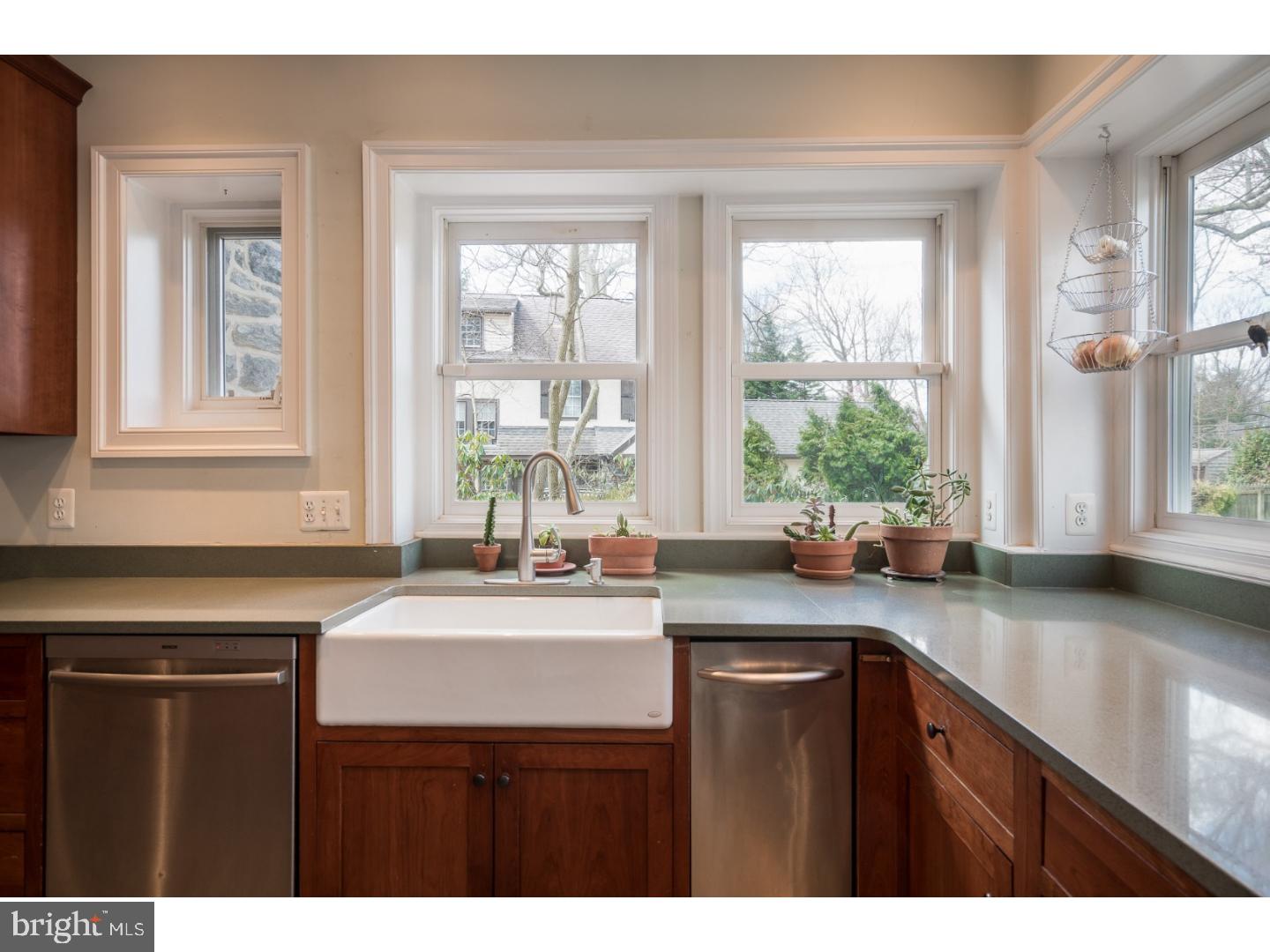 524 Manor Road Wynnewood, PA 19096 - Photo 7 of 25 Kitchen