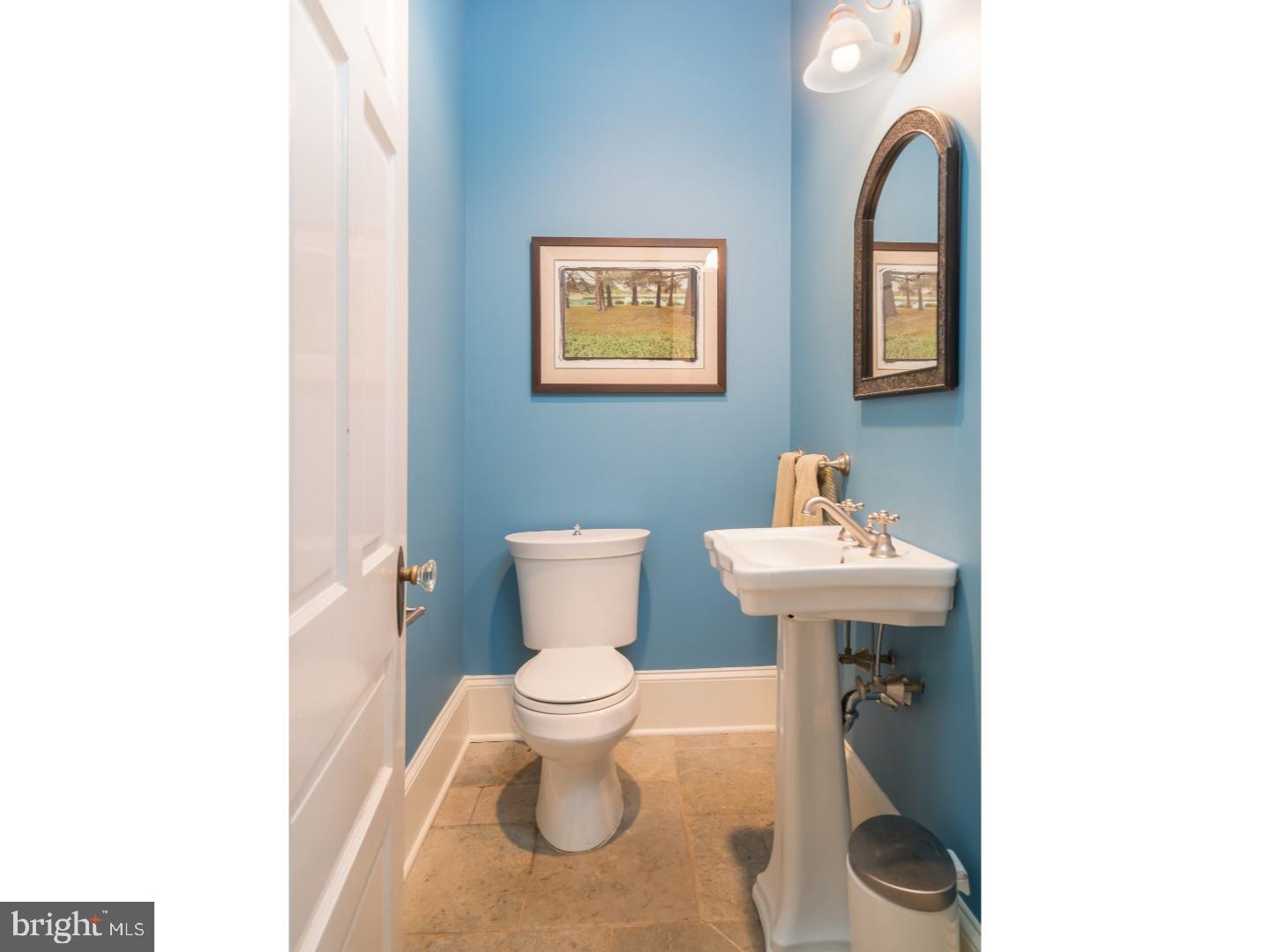 524 Manor Road Wynnewood, PA 19096 - Photo 10 of 25 Bathroom