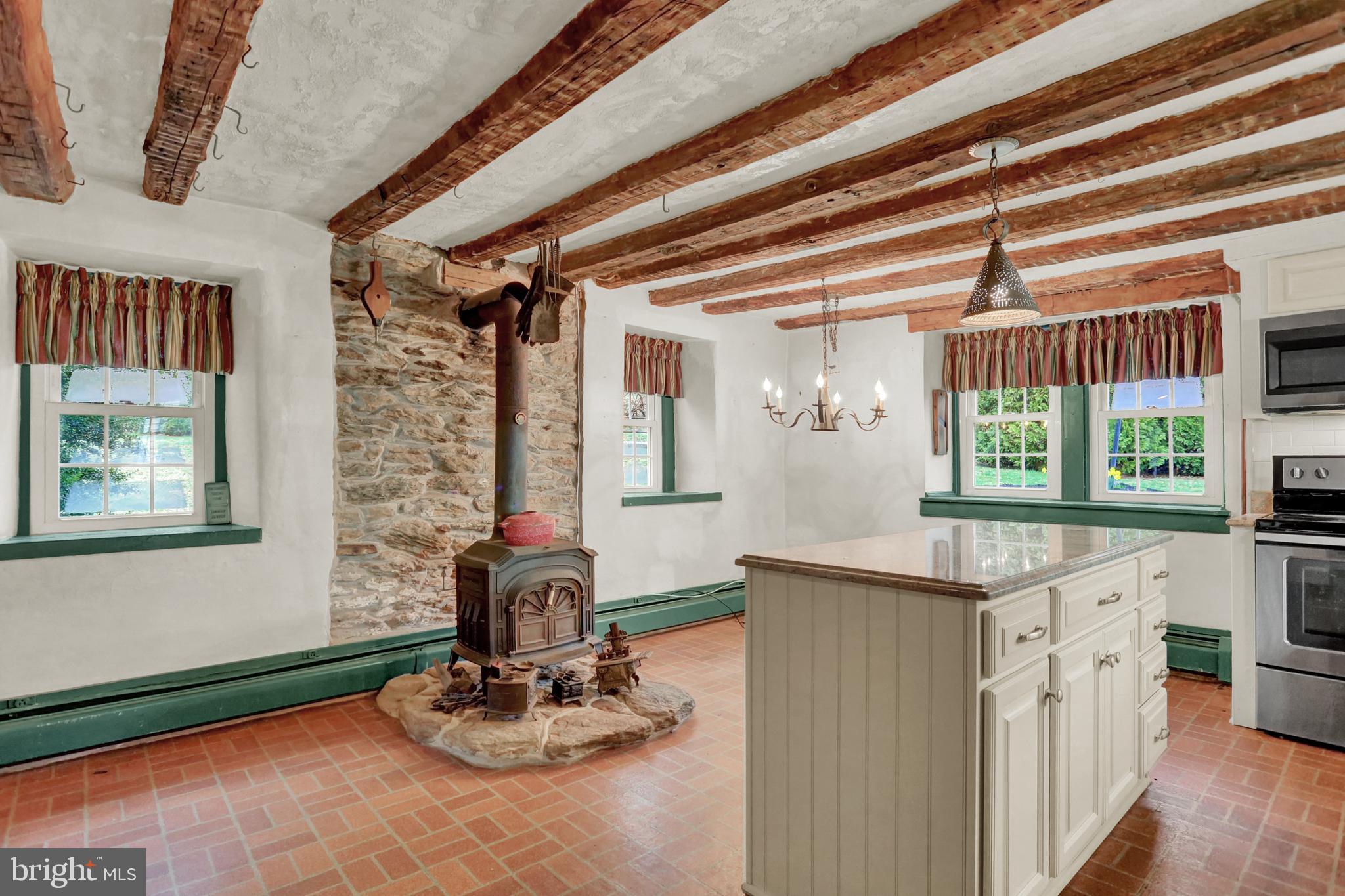 16541 Dolf Road Stewartstown, PA 17363 - Photo 6 of 70 Gallery Image 6