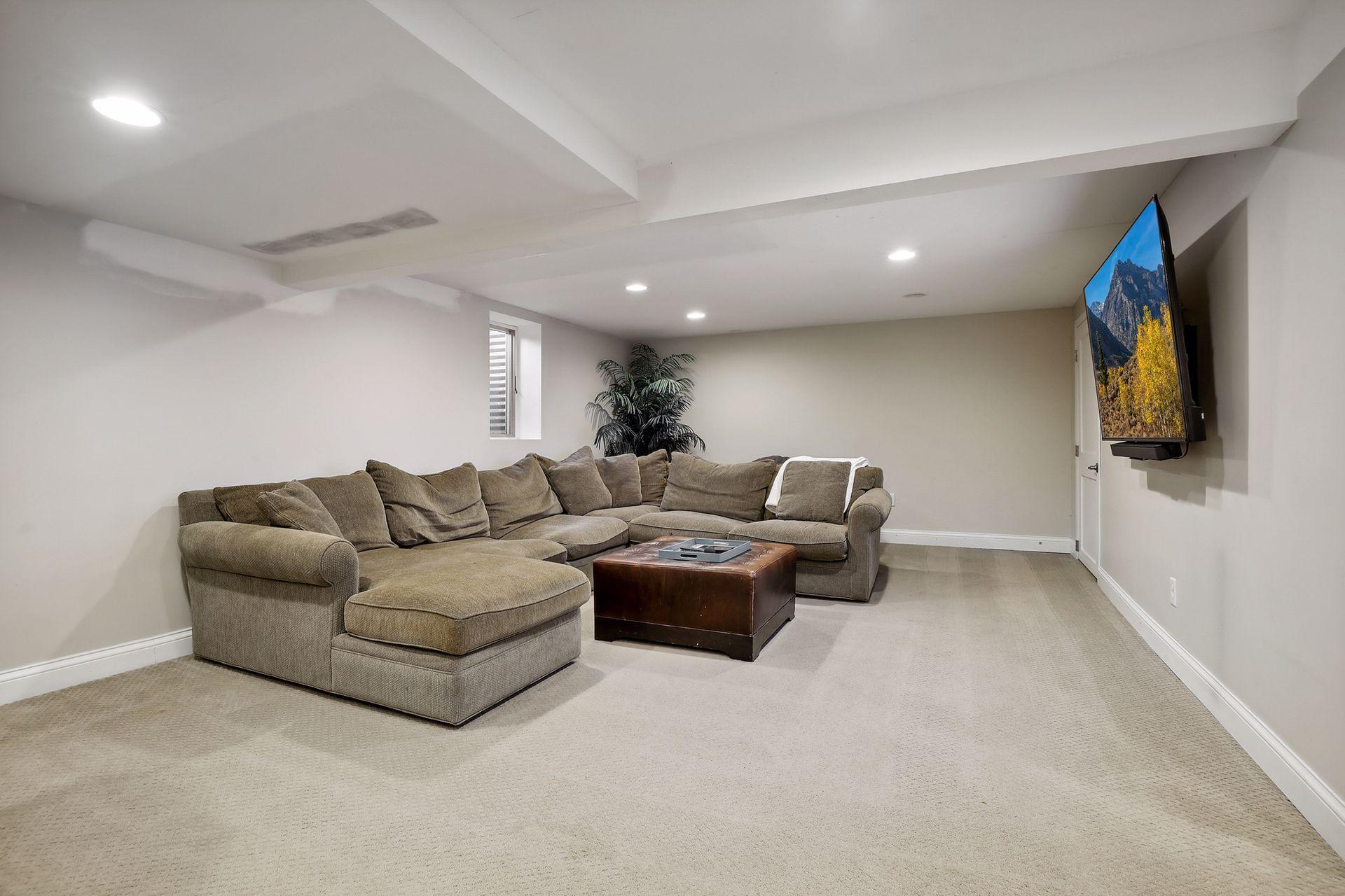 4908 Ridge Place Edina, MN 55424 - Photo 17 of 31