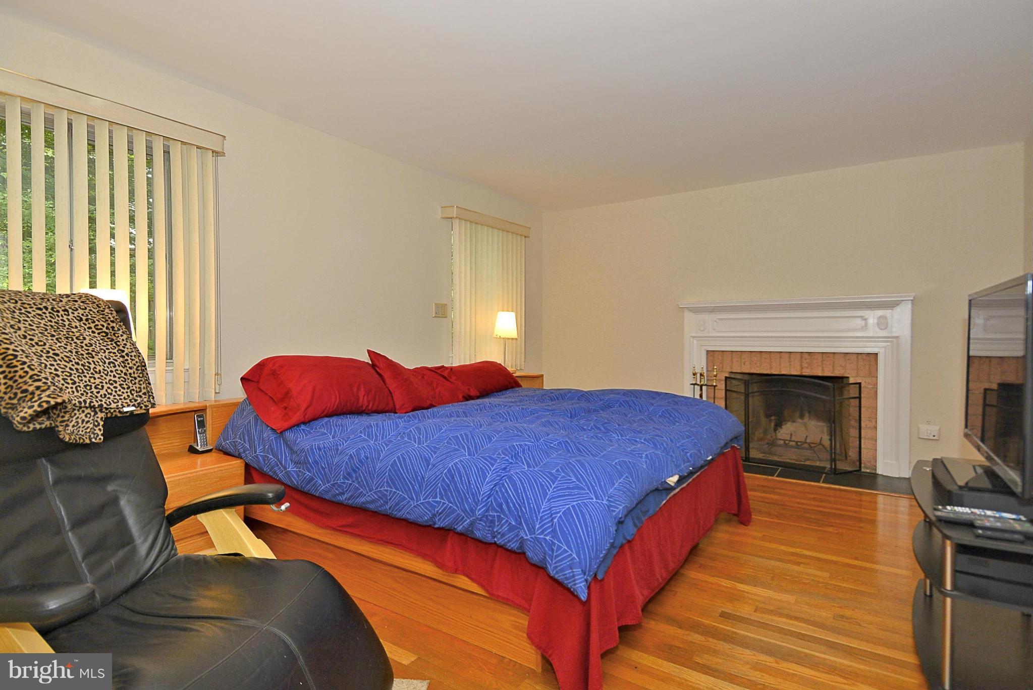 13002 Middlevale Lane Silver Spring, MD 20906 - Photo 20 of 30 Bedroom (Master)