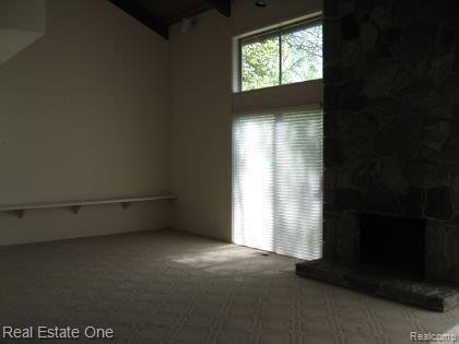 29801 Highmeadow Road Farmington, MI 48334 - Photo 6 of 16 Great Room
